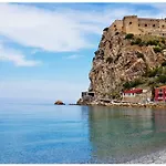 Holiday home Sea 26 Scilla